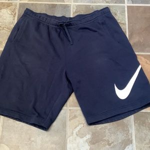 XXLT Nike Sportswear Club Men's Graphic Shorts